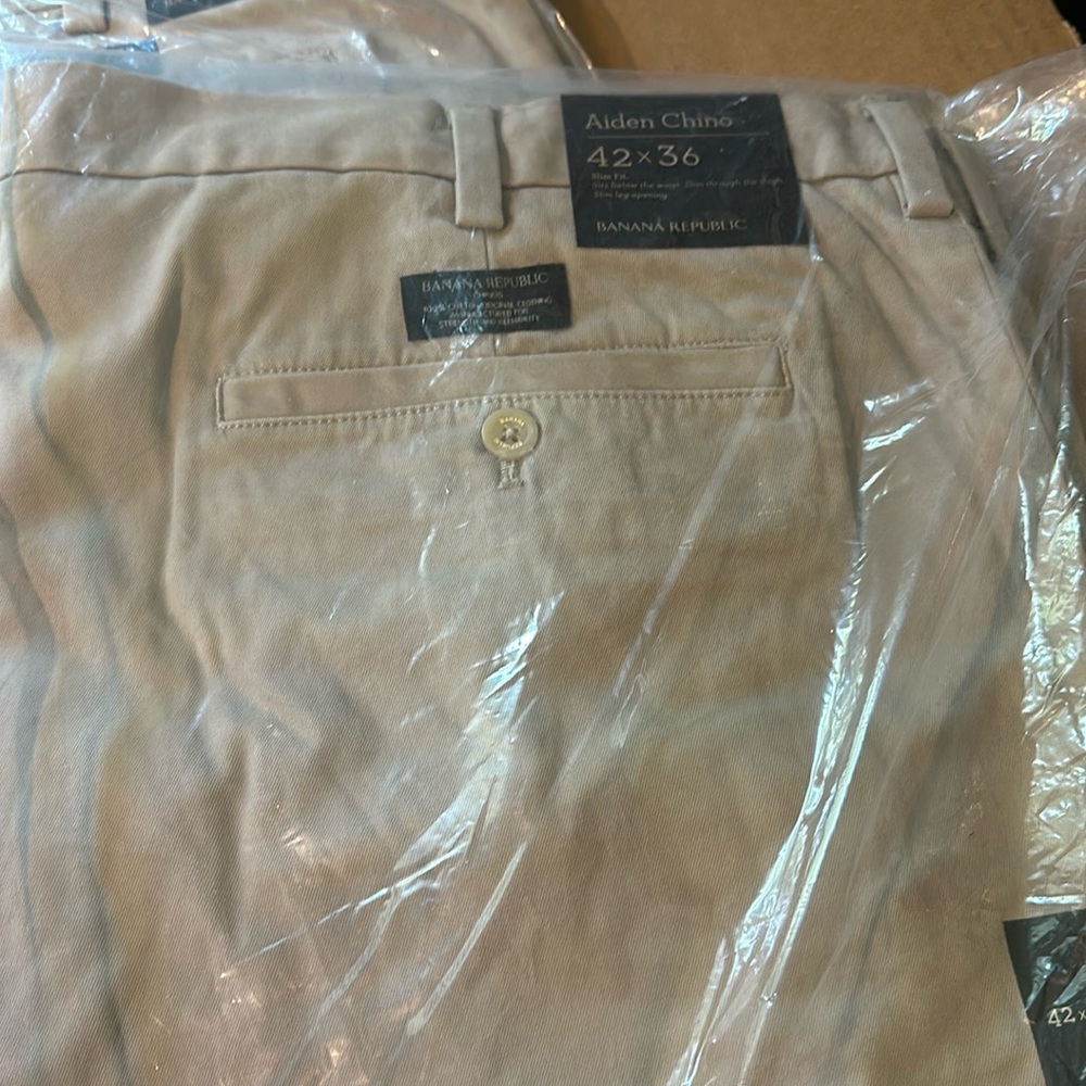 Banana Republic Adien Chino Men’s pants